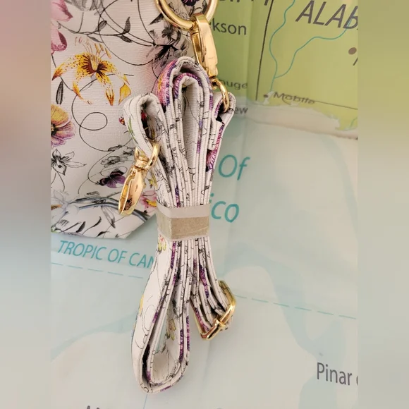 NWOT Imoshion Floral White Cross Body Bag Purse - Picture 3 of 10